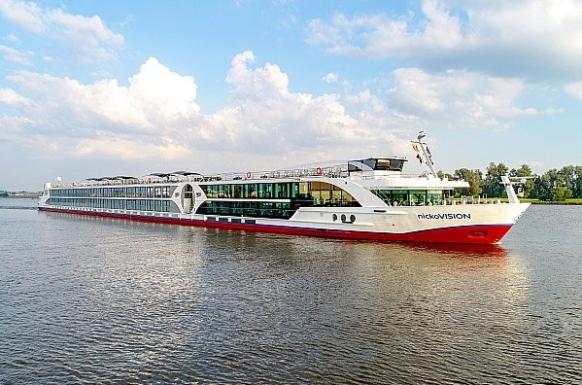 DONAUWALZER Passau - Wien - Budapest - Bratislava mit MS nicko Vision 5***** mit Haustürabholung DE